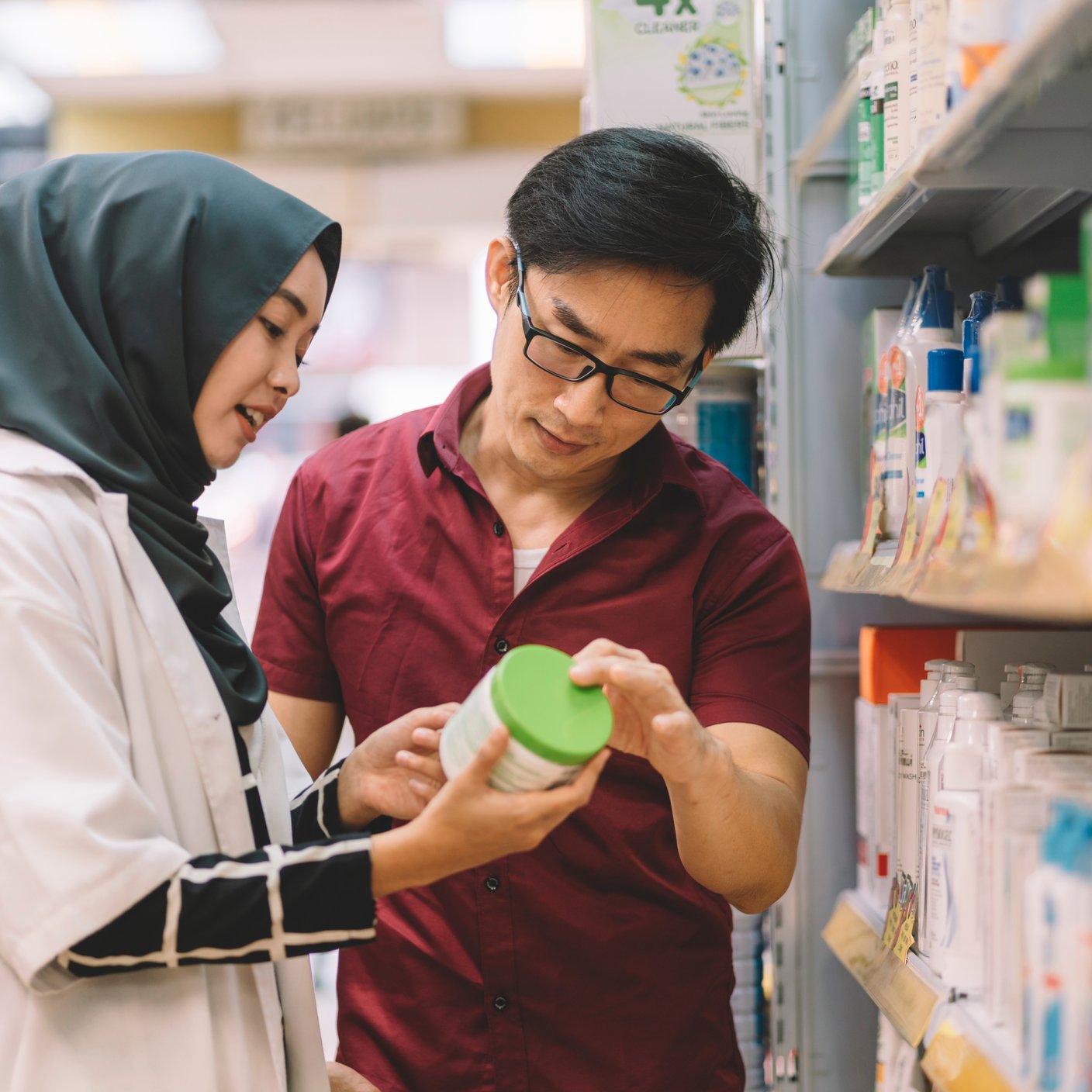 Working scenario at pharmacy.